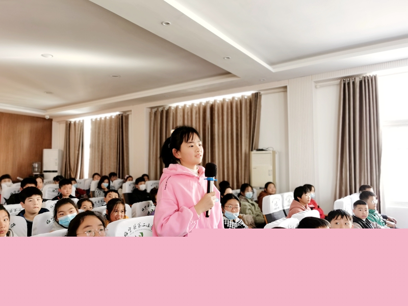 青少年法治教育報(bào)告會(huì)1.jpg