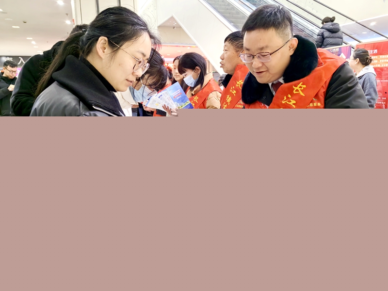 融合法官普法.jpg